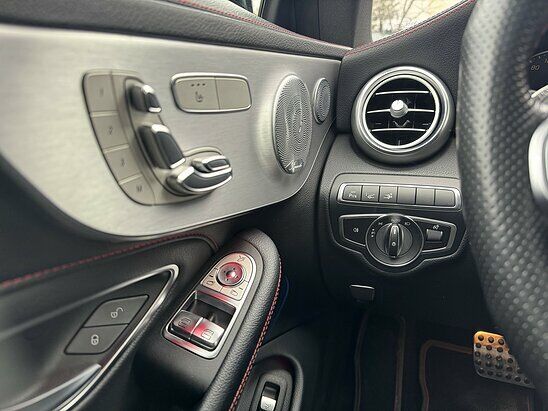 Mercedes-Benz C-класс AMG C 43 AMG 3.0 4MATIC 9G-Tronic (390 л.с.) Особая Серия