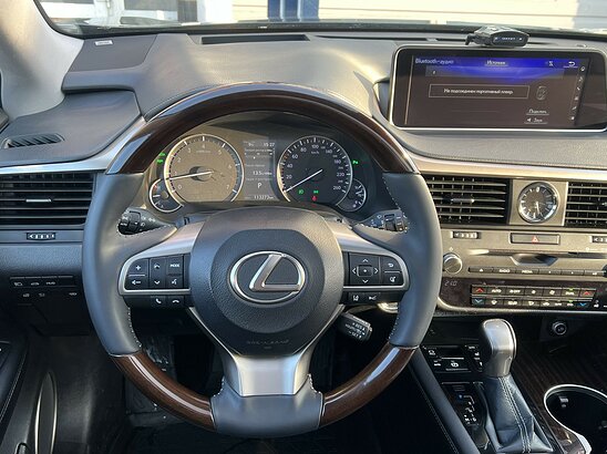 Lexus RX RX 350 3.5 4WD AT (301 л.с.) 5 мест RX 350 4WD Exclusive