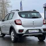 Renault Sandero Stepway 1.6 MT (82 л.с.) Confort