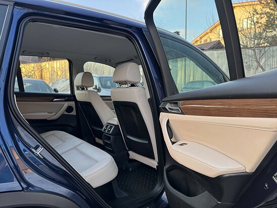 BMW X3 35i 3.0 xDrive AT (306 л.с.)