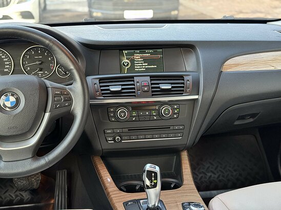 BMW X3 35i 3.0 xDrive AT (306 л.с.)