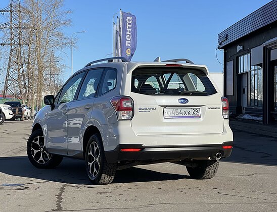 Subaru Forester 2.0 4WD CVT (150 л.с.) Comfort