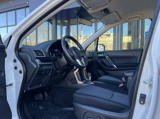 Subaru Forester 2.0 4WD CVT (150 л.с.) Comfort