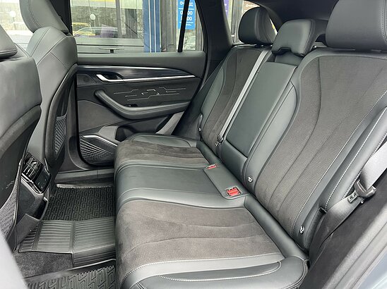 Geely Monjaro 2.0 4WD AT (238 л.с.) Exclusive