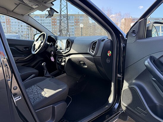 ВАЗ (LADA) XRAY 1.6 MT (106 л.с.) Classic Air conditioner