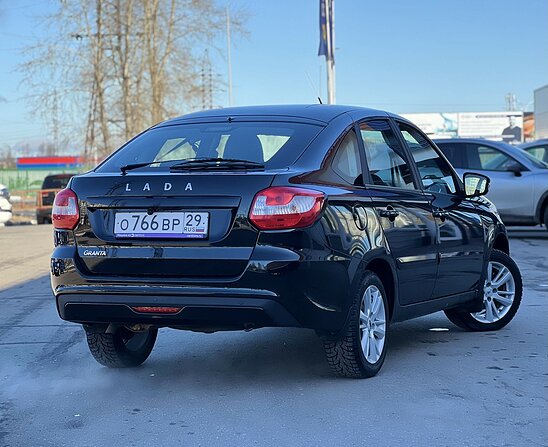 ВАЗ (LADA) Granta 1.6 MT (106 л.с.)