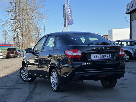 ВАЗ (LADA) Granta 1.6 MT (106 л.с.)