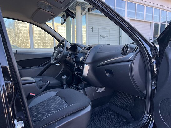 ВАЗ (LADA) Granta 1.6 MT (106 л.с.)