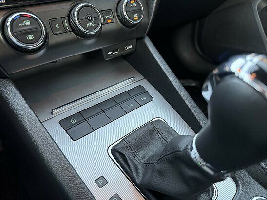 Skoda Octavia 1.4 TSI DSG (150 л.с.) Style