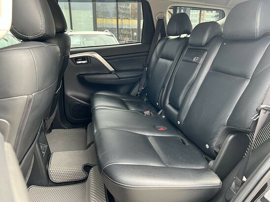 Mitsubishi Pajero Sport 2.4 D 4WD AT (181 л.с.) Instyle