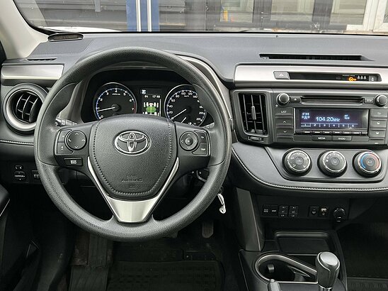 Toyota RAV4 2.0 4WD CVT (146 л.с.) Comfort