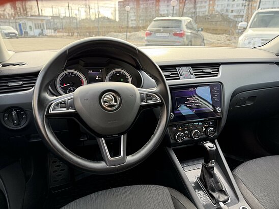 Skoda Octavia 1.8 TSI DSG (180 л.с.) Style