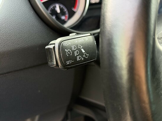 Skoda Octavia 1.8 TSI DSG (180 л.с.) Style