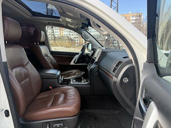 Toyota Land Cruiser 4.5 D AT (249 л.с.) 5 мест Luxe Safety