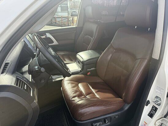 Toyota Land Cruiser 4.5 D AT (249 л.с.) 5 мест Luxe Safety