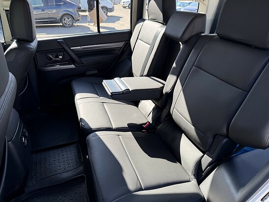 Mitsubishi Pajero 3.0 AT (178 л.с.) GLS