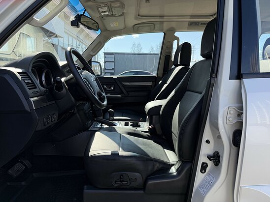 Mitsubishi Pajero 3.0 AT (178 л.с.) GLS