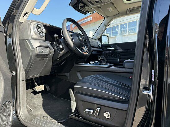 Tank 300 2.0 4WD AT (220 л.с.) City Adventure