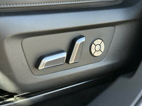 Tank 300 2.0 4WD AT (220 л.с.) City Adventure