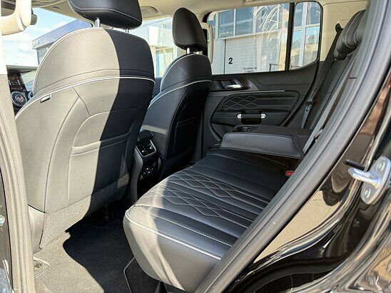 Tank 300 2.0 4WD AT (220 л.с.) City Adventure