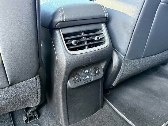 Tank 300 2.0 4WD AT (220 л.с.) City Adventure