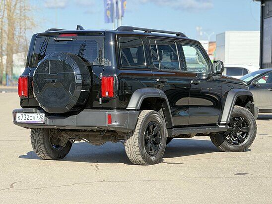 Tank 300 2.0 4WD AT (220 л.с.) City Adventure