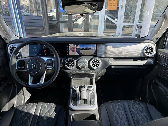 Tank 300 2.0 4WD AT (220 л.с.) City Adventure