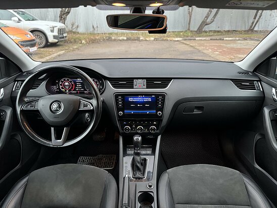 Skoda Octavia 1.8 TSI DSG (180 л.с.) Style