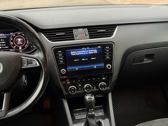 Skoda Octavia 1.8 TSI DSG (180 л.с.) Style
