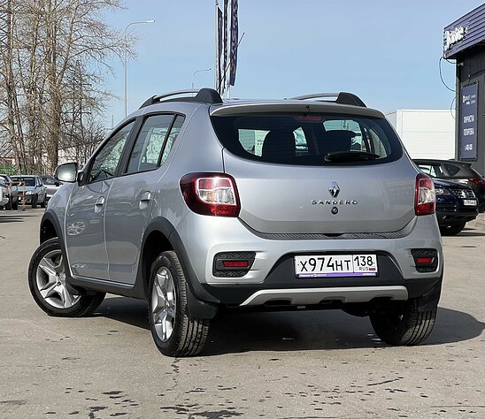 Renault Sandero Stepway 1.6 MT (113 л.с.) Drive