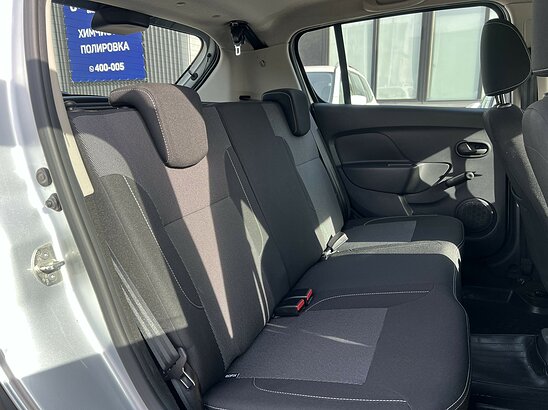 Renault Sandero Stepway 1.6 MT (113 л.с.) Drive