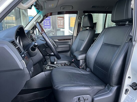 Mitsubishi Pajero 3.8 4WD AT (243 л.с.) GLS