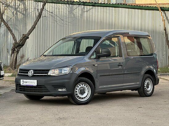 Volkswagen Caddy 1.6 MPI MT (110 л.с.) Kombi