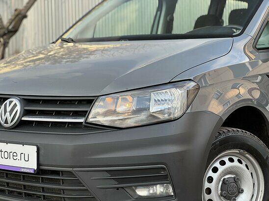 Volkswagen Caddy 1.6 MPI MT (110 л.с.) Kombi