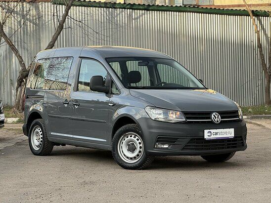 Volkswagen Caddy 1.6 MPI MT (110 л.с.) Kombi