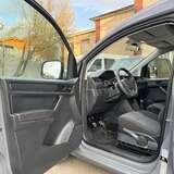 Volkswagen Caddy 1.6 MPI MT (110 л.с.) Kombi