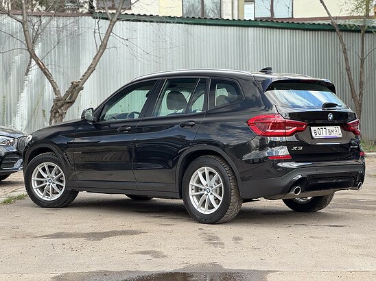 BMW X3 20i 2.0 xDrive Steptronic (184 л.с.)