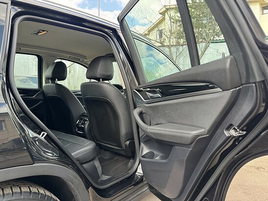 BMW X3 20i 2.0 xDrive Steptronic (184 л.с.)
