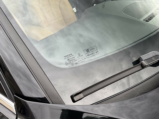 Volvo XC40 2.0 4WD AT (190 л.с.) Inscription