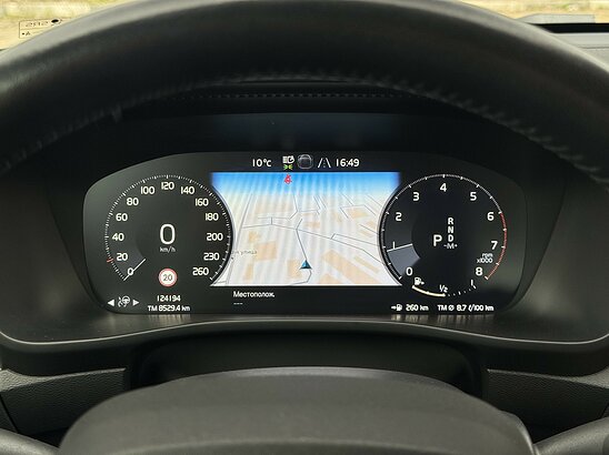 Volvo XC40 2.0 4WD AT (190 л.с.) Inscription