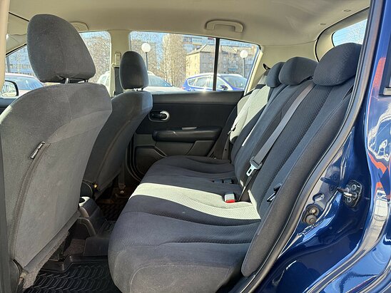 Nissan Tiida 1.6 MT (110 л.с.) Comfort