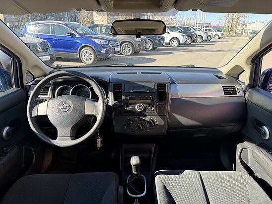 Nissan Tiida 1.6 MT (110 л.с.) Comfort