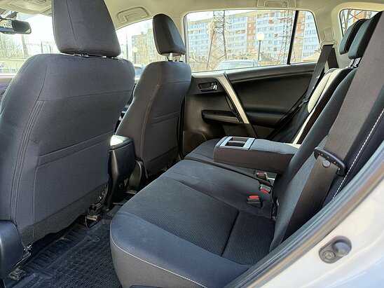 Toyota RAV4 2.0 AWD MT (146 л.с.) Comfort Plus