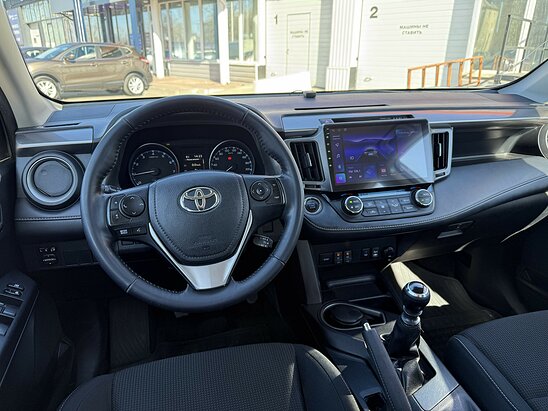 Toyota RAV4 2.0 AWD MT (146 л.с.) Comfort Plus