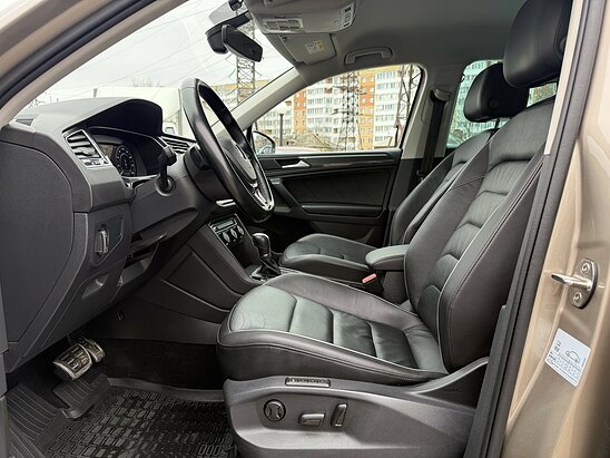 Volkswagen Tiguan 2.0 TSI 4MOTION DSG (180 л.с.)