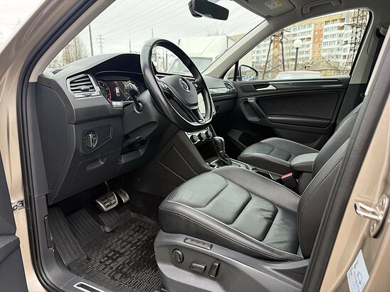Volkswagen Tiguan 2.0 TSI 4MOTION DSG (180 л.с.)