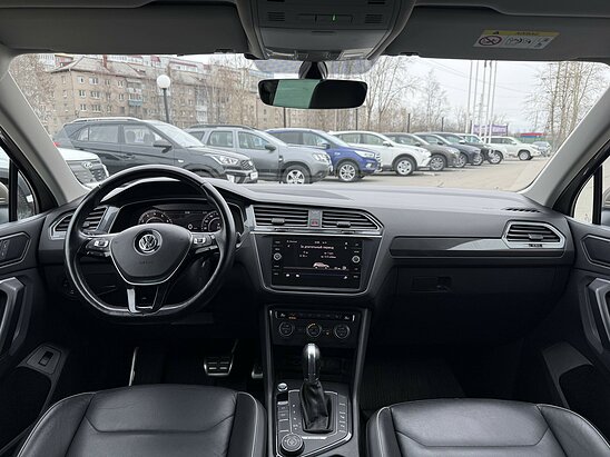 Volkswagen Tiguan 2.0 TSI 4MOTION DSG (180 л.с.)