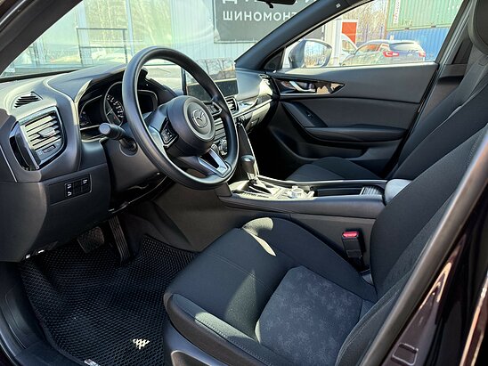 Mazda CX-4 2.0 AT (158 л.с.) Core