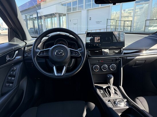 Mazda CX-4 2.0 AT (158 л.с.) Core