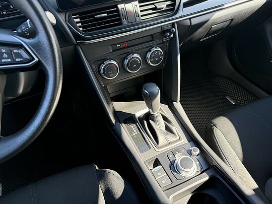 Mazda CX-4 2.0 AT (158 л.с.) Core